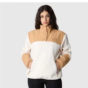 Northface woman’s pullover
